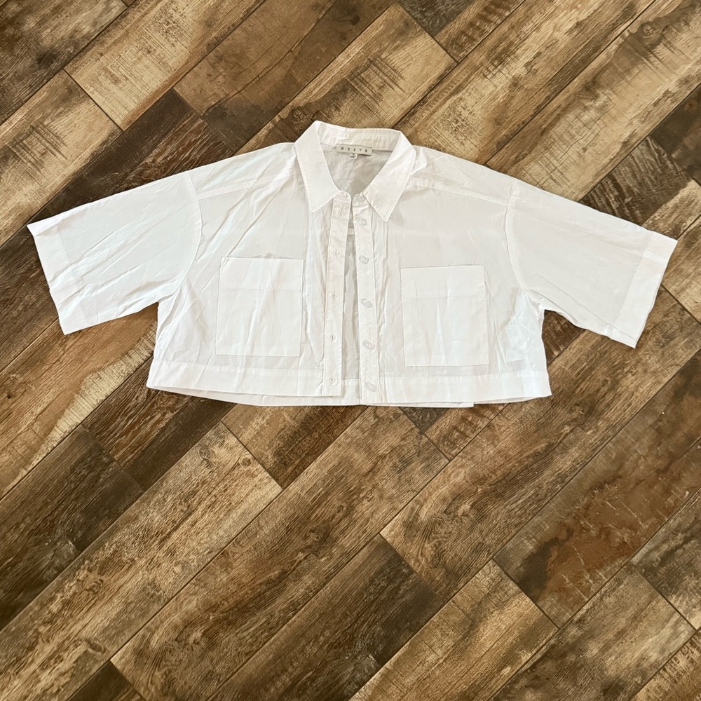 HYFVE CROPPED WHITE BUTTON DOWN TOP SIZE SMALL